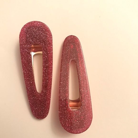 Hair clip - Picture 1 of 1